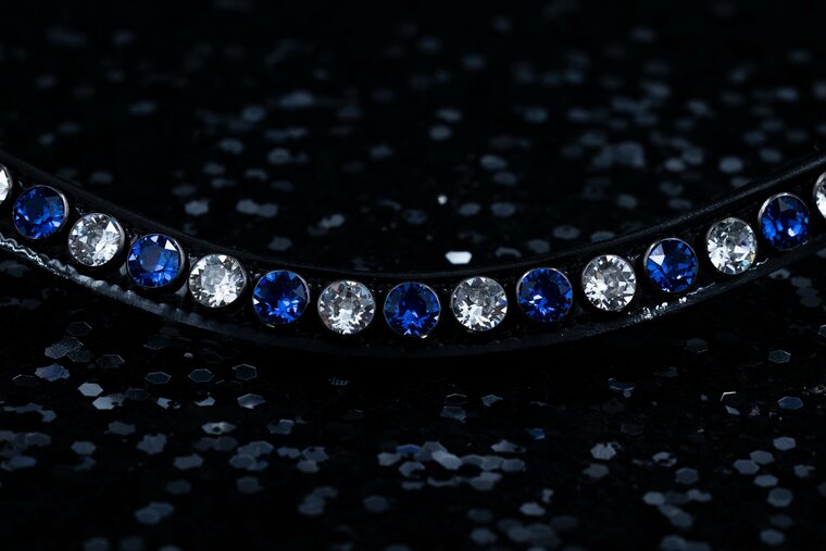 Mon&egrave;re mat zwart frontriem classic XL Sapphire/Crystal (Zwarte huls)