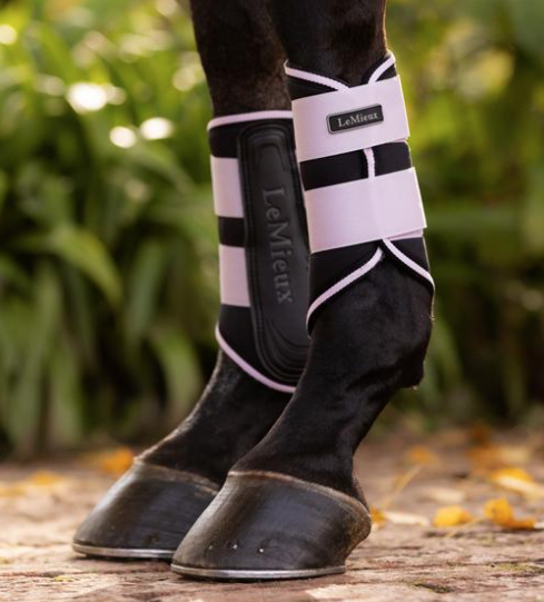 Le mieux grafter brushing boots Lilac
