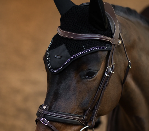 Equestrian Stockholm Oortje Modern Crystal zwart