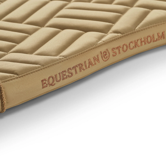 Equestrian Stockholm zadeldek Modern Midsummer Glow Jump - full