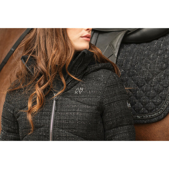 Anky  gevoerde korte winterjas  zwart Chanel-stijl boucl&eacute; stof 