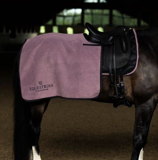  Equestrian Stockholm uitrijdeken Heavy Fleece Quarter Blush