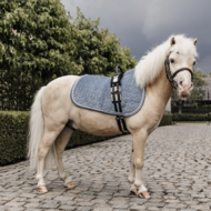 Kentucky zadelpad Velvet pony licht blauw 