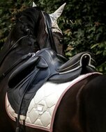 Equestrian Stockholm Desert Rose dressuur zadeldek FULL