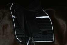 Equestrian Stockholm zadeldek dressuur Luminous Black