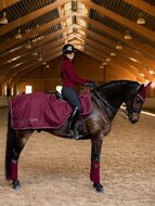  Equestrian Stockholm uitrijdeken Dark Bordeaux 