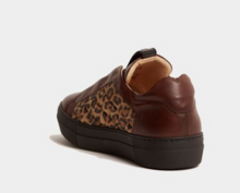 Kingsley sneaker Cross bruin soft leer met jaguar print 