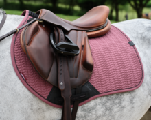 Le Mieux zadeldek  Essence  Square  Rosewood JUMP mt full