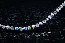Mon&egrave;re mat zwart frontriem classic XL Crystal/Aurora Boreale