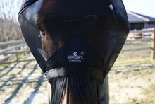 Kentucky vliegenmasker classic met oren en kwastjes zwart