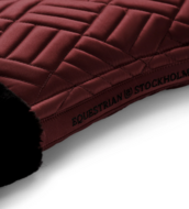 Equestrian Stockholm zadeldek   Vegan Fur Crystal bordeaux SPRING  full 
