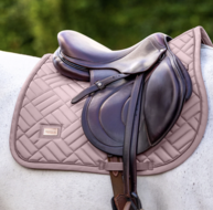 Equestrian Stockholm zadeldek Modern Midsummer Blush   Jump - full