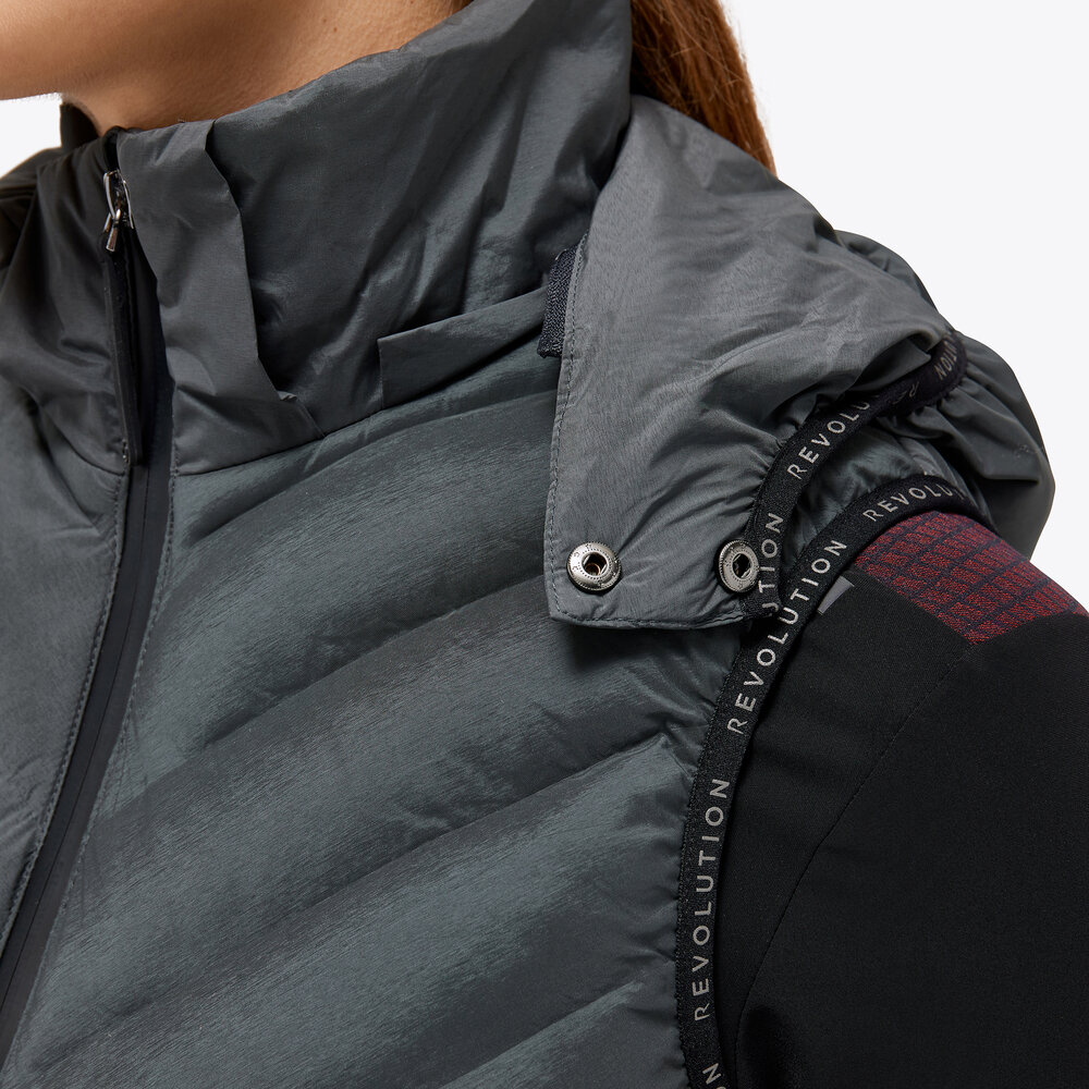 Cavalleria Toscana REVO laser cut logo Bodywarmer hooded puffer 