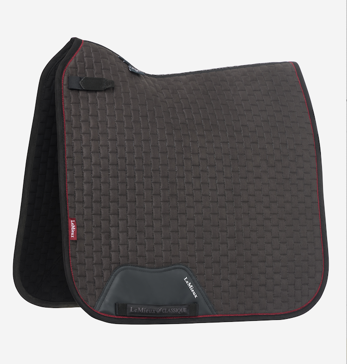 Le Mieux suede square dressuur zadeldekje Cinder MAAT COB