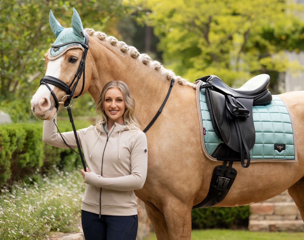 Le Mieux zadeldekje  classic Loire dressuur Aqua MAAT COB