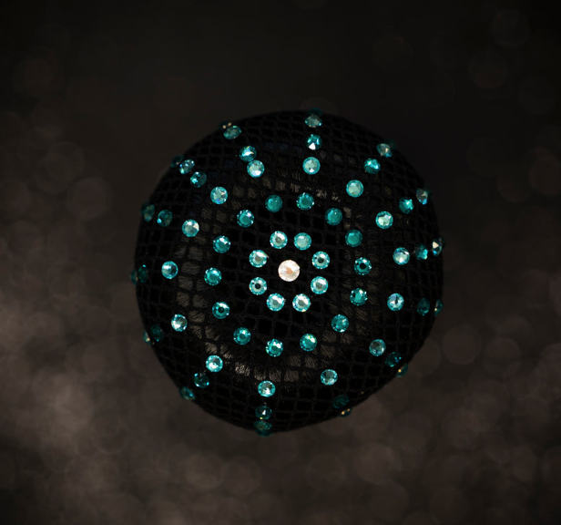 Monère Zwart haarnetje met Blue Zircon & Light Turquoise