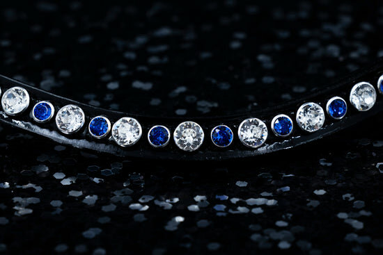 Monère mat zwart frontriem classic Crystal/Sapphire