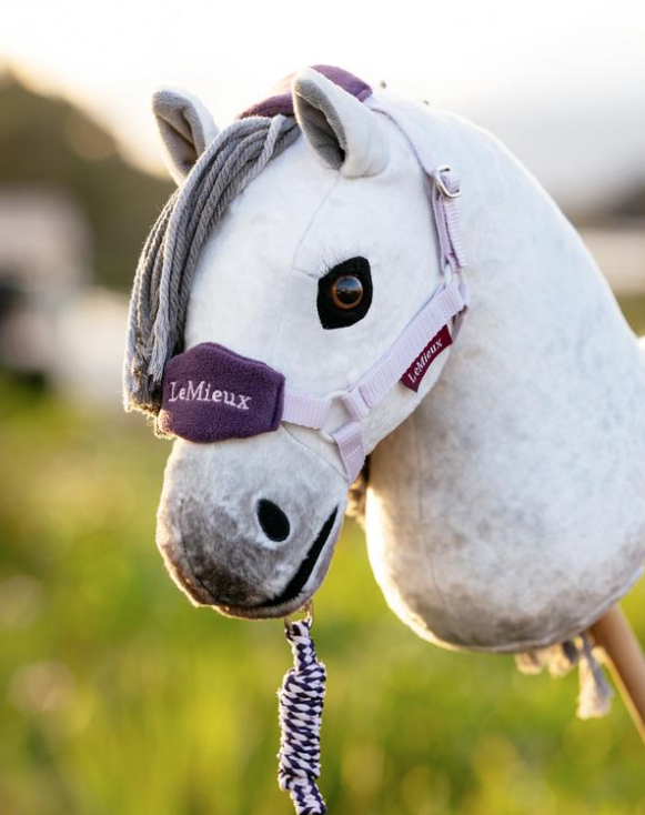 Le Mieux  Vogue  Hobby Horse Halster + touw  Lilac