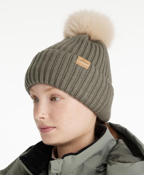 Le Mieux CLARA Cable muts Rosemary