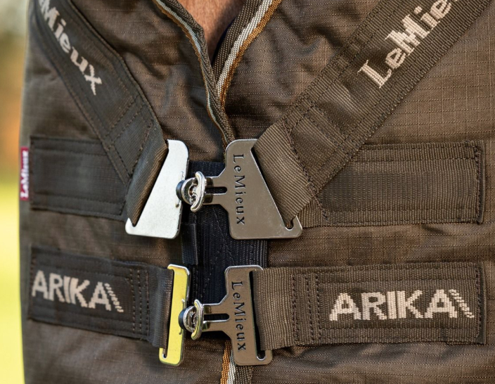 Le Mieux Arika 600D Ripst Turnout waterdichte deken 200 grams met afneembare hals