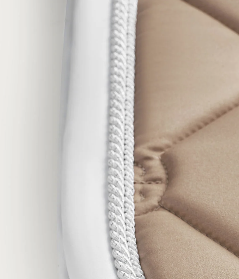 Equestrian Stockholm zadeldek CLASSIC Sand Jump - full