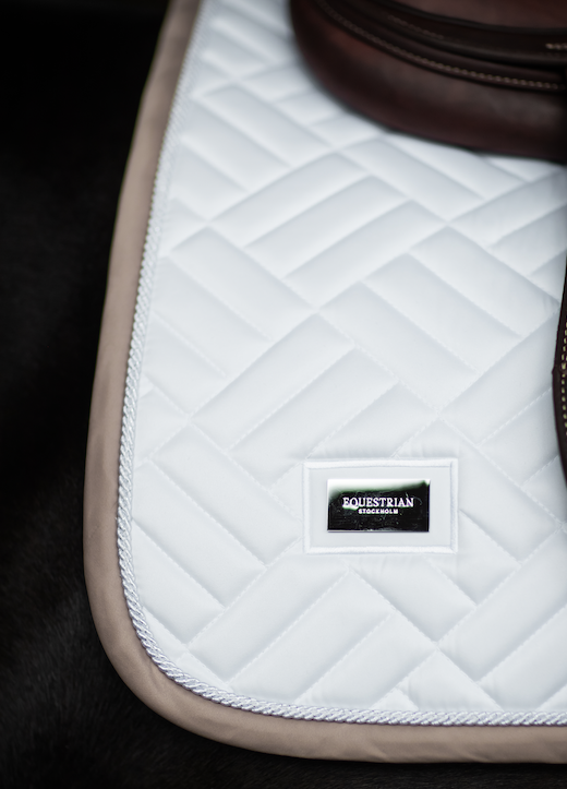 Equestrian Stockholm zadeldek dressuur Modern white - Sand