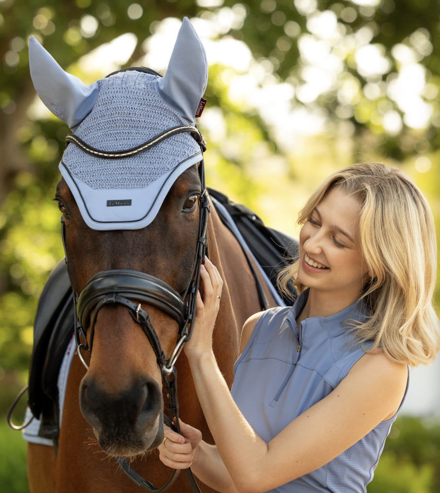 Le Mieux Essence  Vliegenoortje Powder Blue - Full