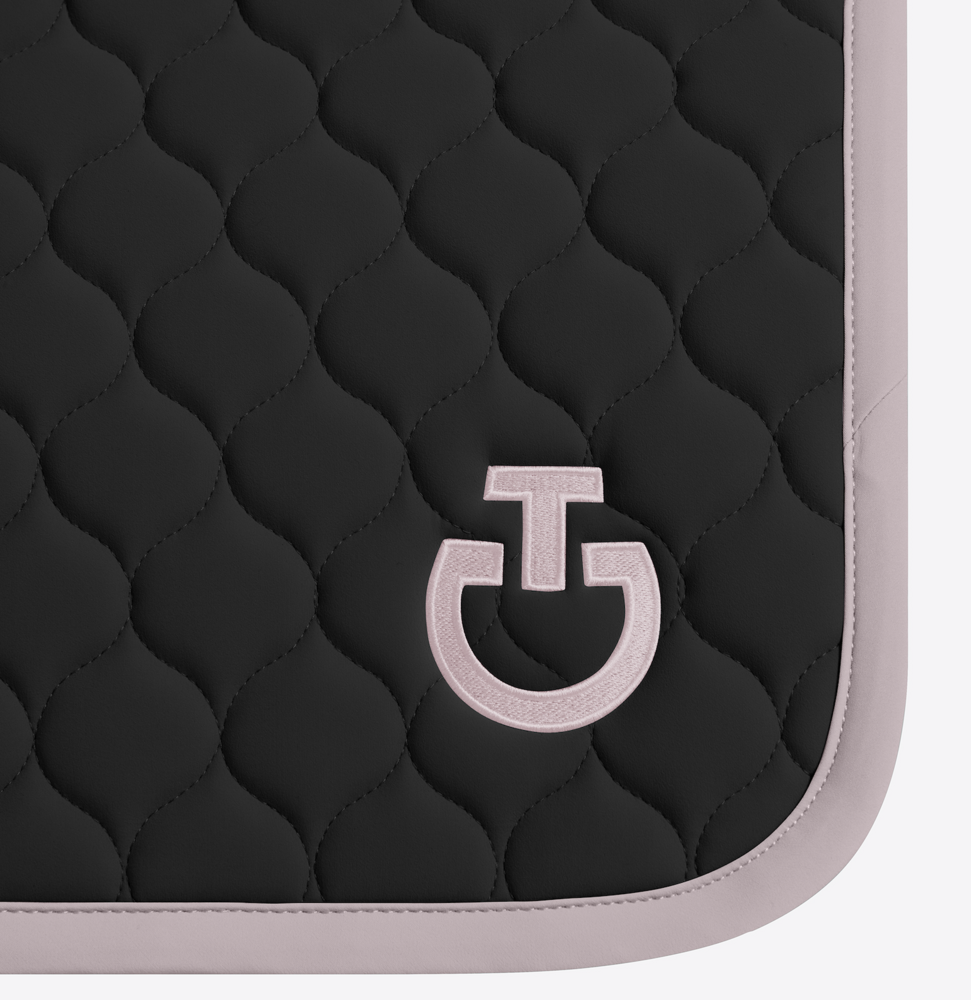 Cavalleria Toscana Dressuur Zadeldekje Circular Quilted Jersey – zwart/ violet ice –  Maat Full