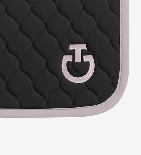 Cavalleria Toscana Spring Zadeldekje zwart – violet ice Logo | Full