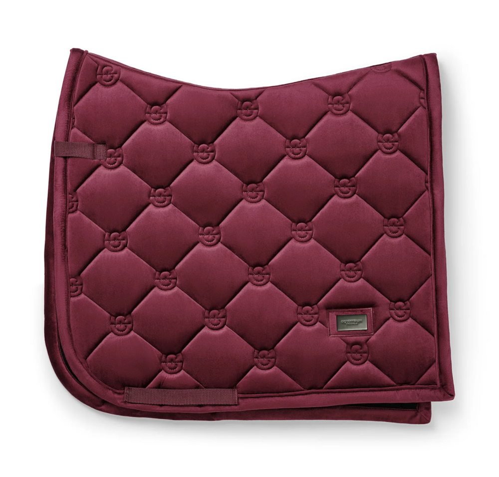 Equestrian Stockholm zadeldek dressuur Velvet Merlot