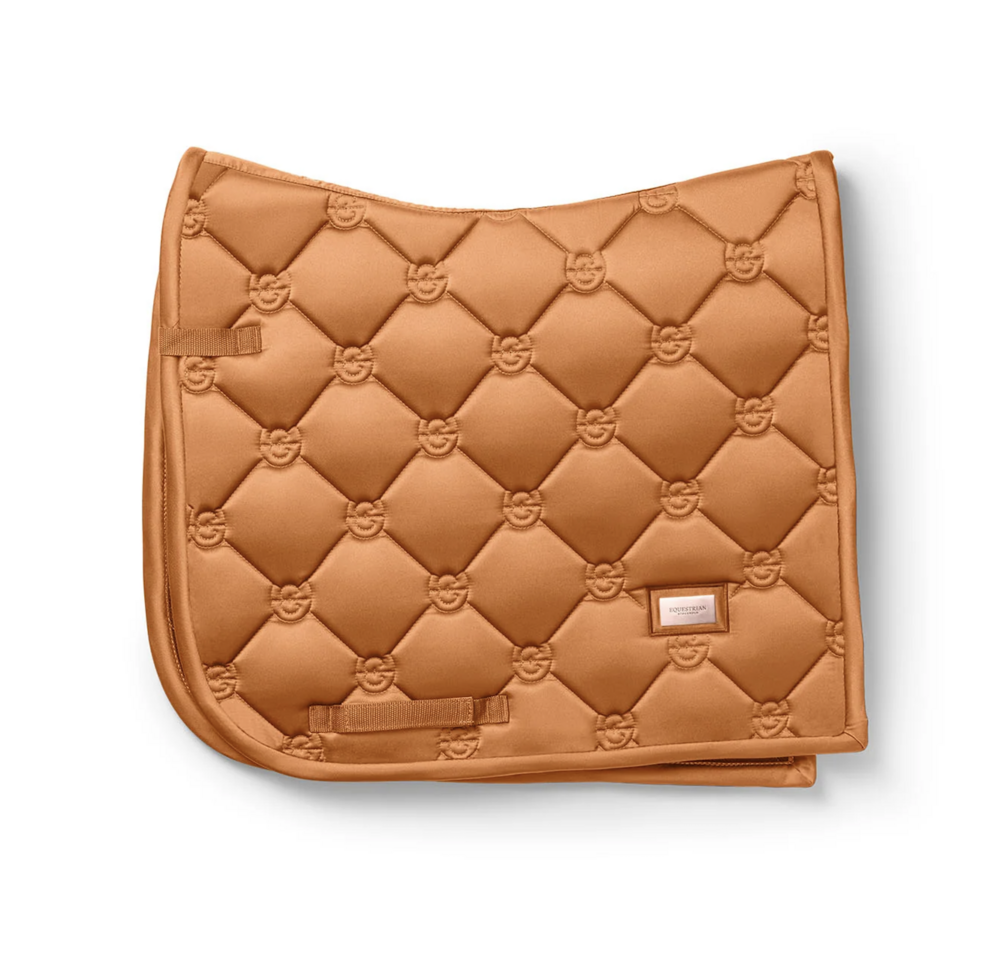 Equestrian Stockholm zadeldek dressuur Satin chestnut