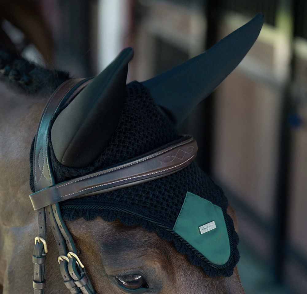  Equestrian Stockholm  - Soundless - oornetje Sycamore Green