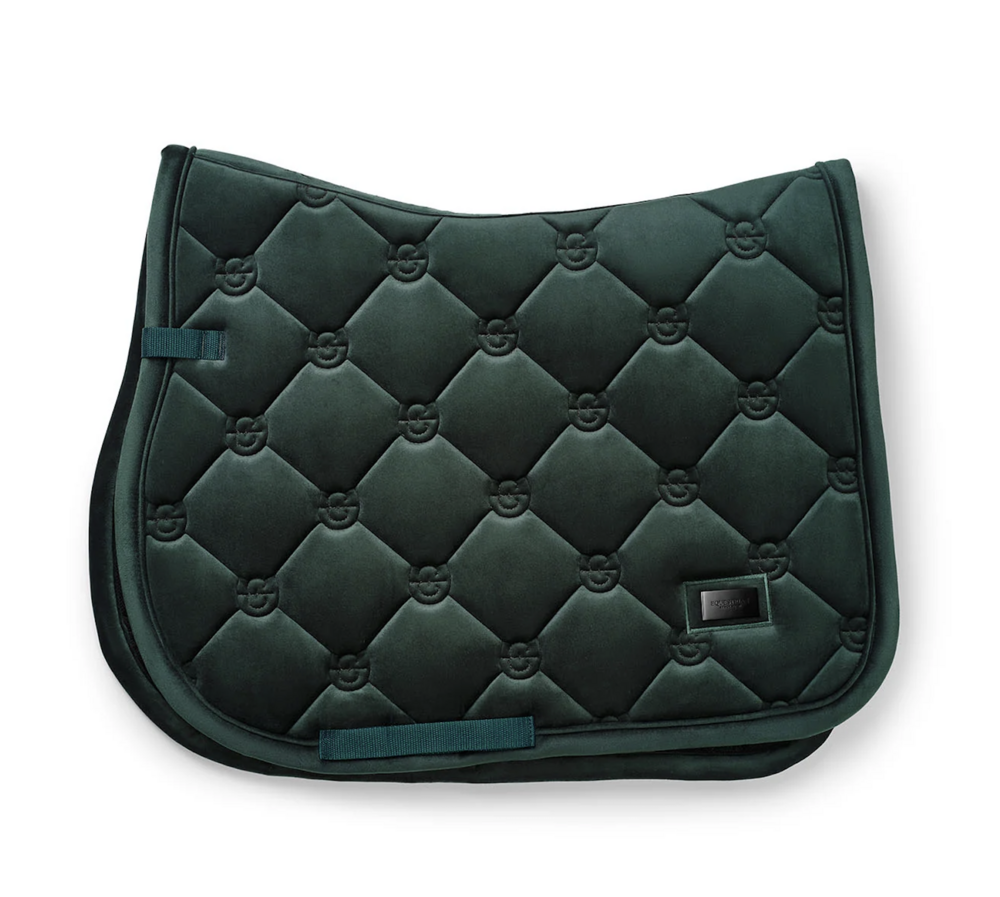 Equestrian Stockholm zadeldek Velvet Sycamore Green - jump -full 